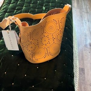 Antik Kraft bag in bag with tags